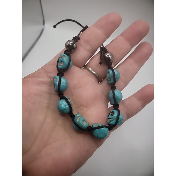 Howlite Turquoise Skull Bracelet Black Adustable Silver Tone Jewelry Costume - Picture 5 of 10